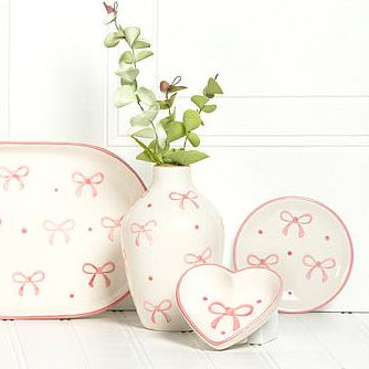 Teardrop Vase with Bows