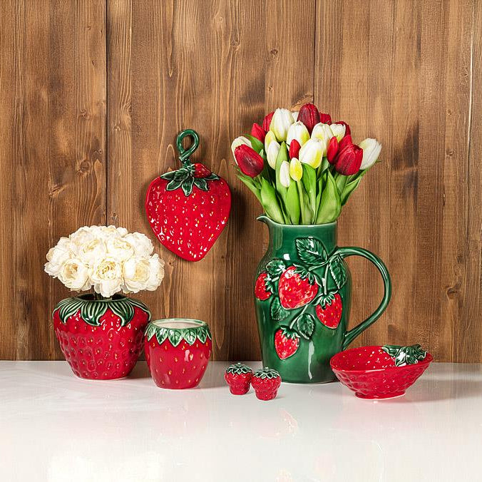 Strawberry Leaf Salt & Pepper Shakers