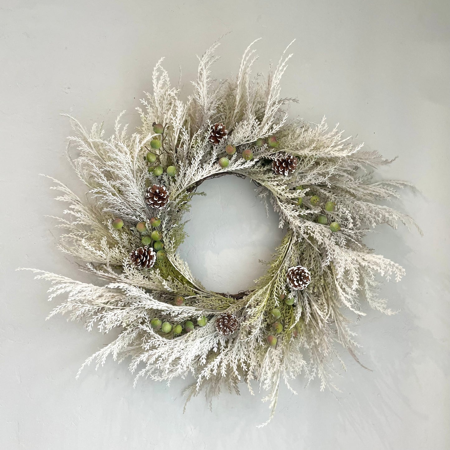 32" Frosty Woodland Pampas Wreath
