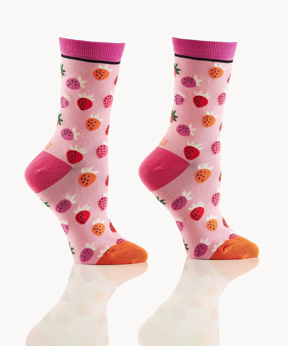Women's Crew Socks - Strawberries