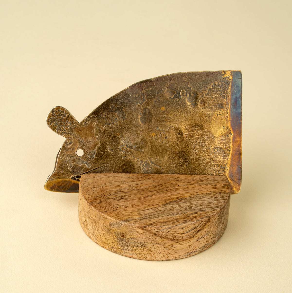 Petit Souris Cheese Knife with Wooden Base