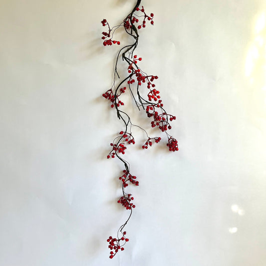 Red Berries Garland