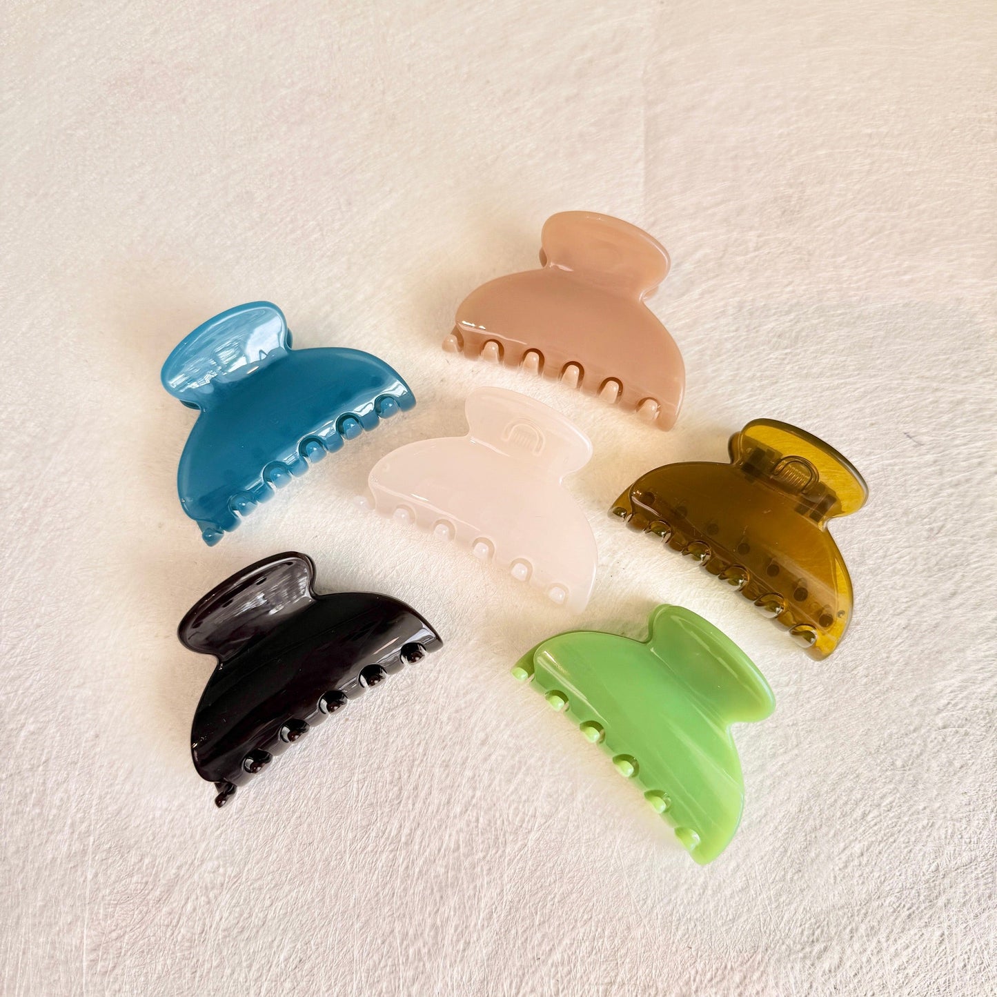 Glossy Medium Claw Clip