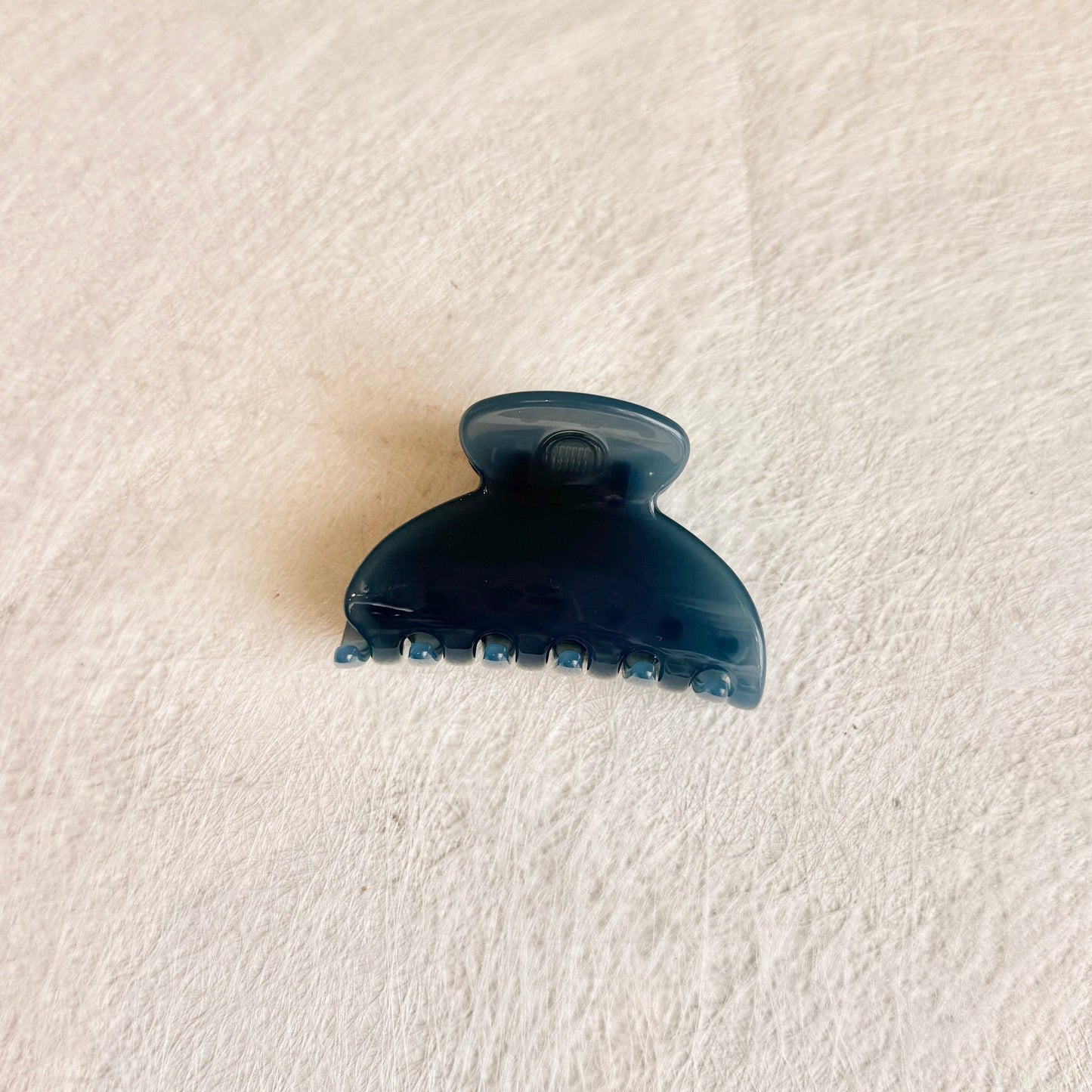 Glossy Medium Claw Clip