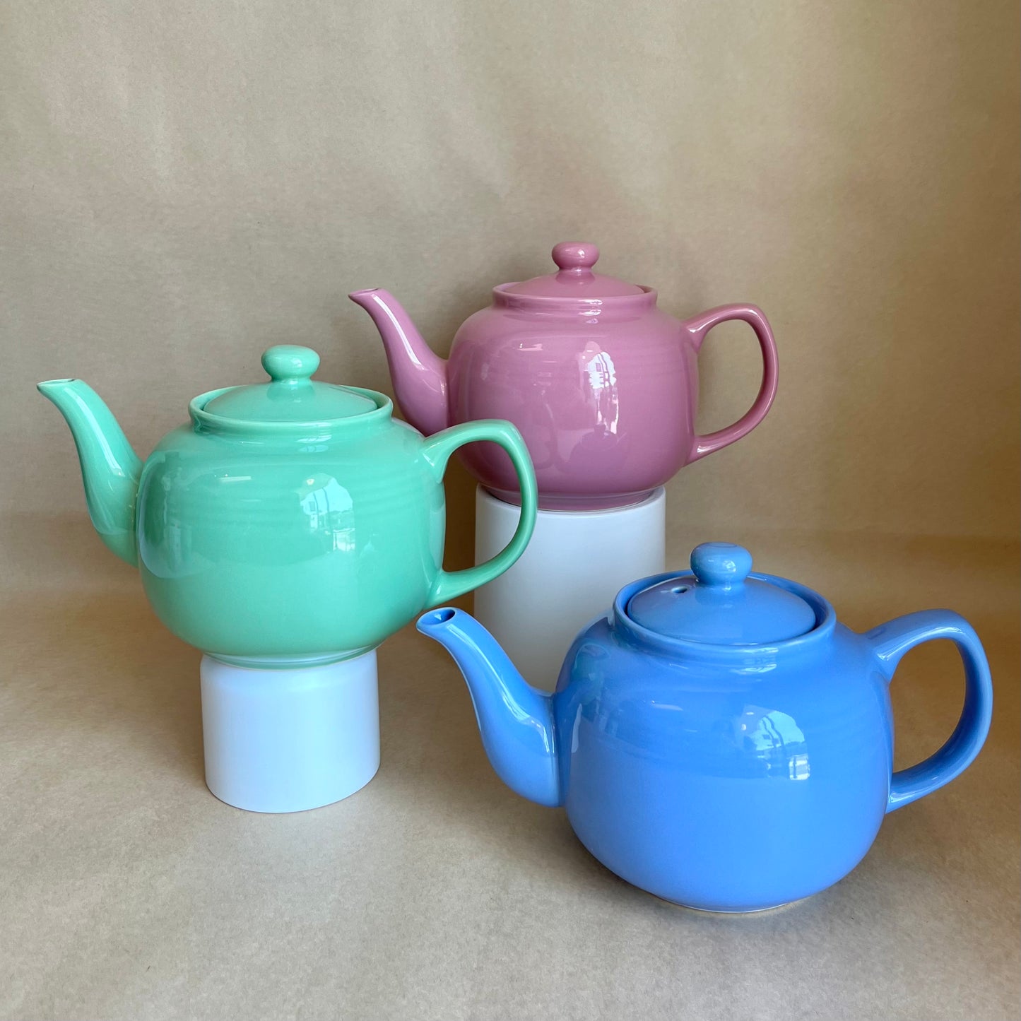 Windsor 6-Cup Porcelain Teapot
