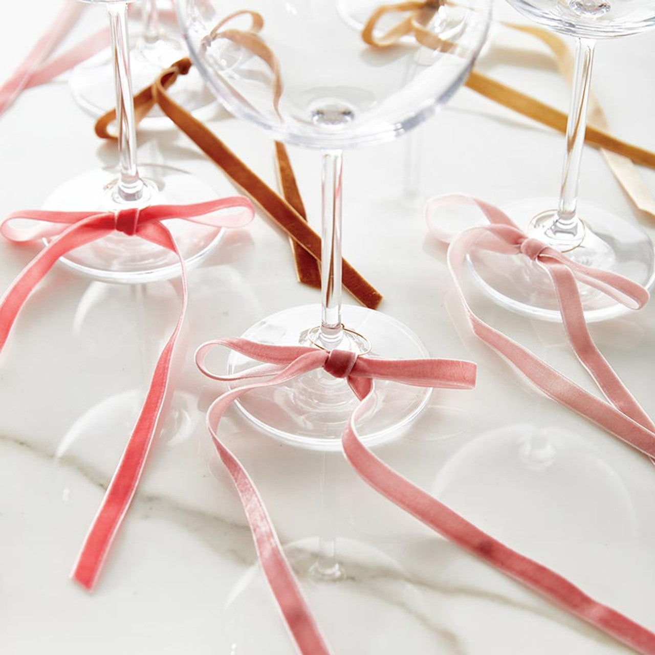 Velvet Bow Drink Markers