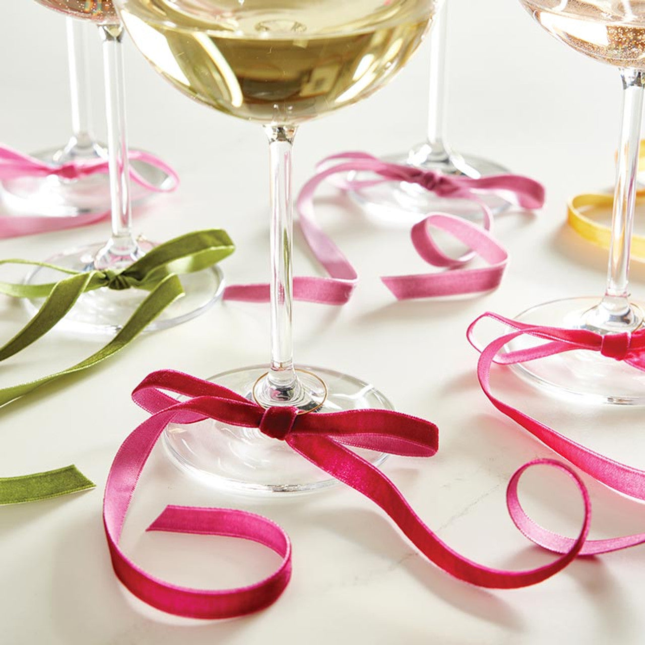 Velvet Bow Drink Markers