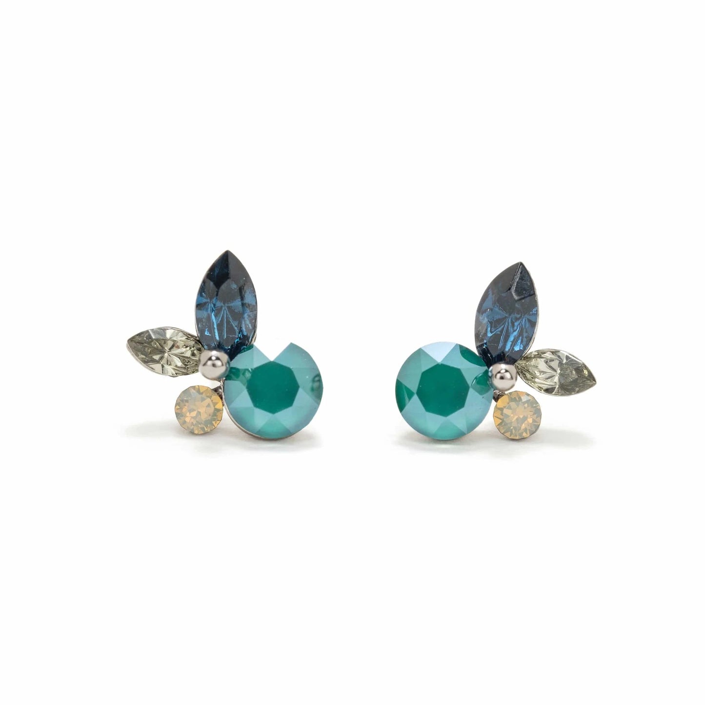 Lover's Tempo Corsage Stud Earrings