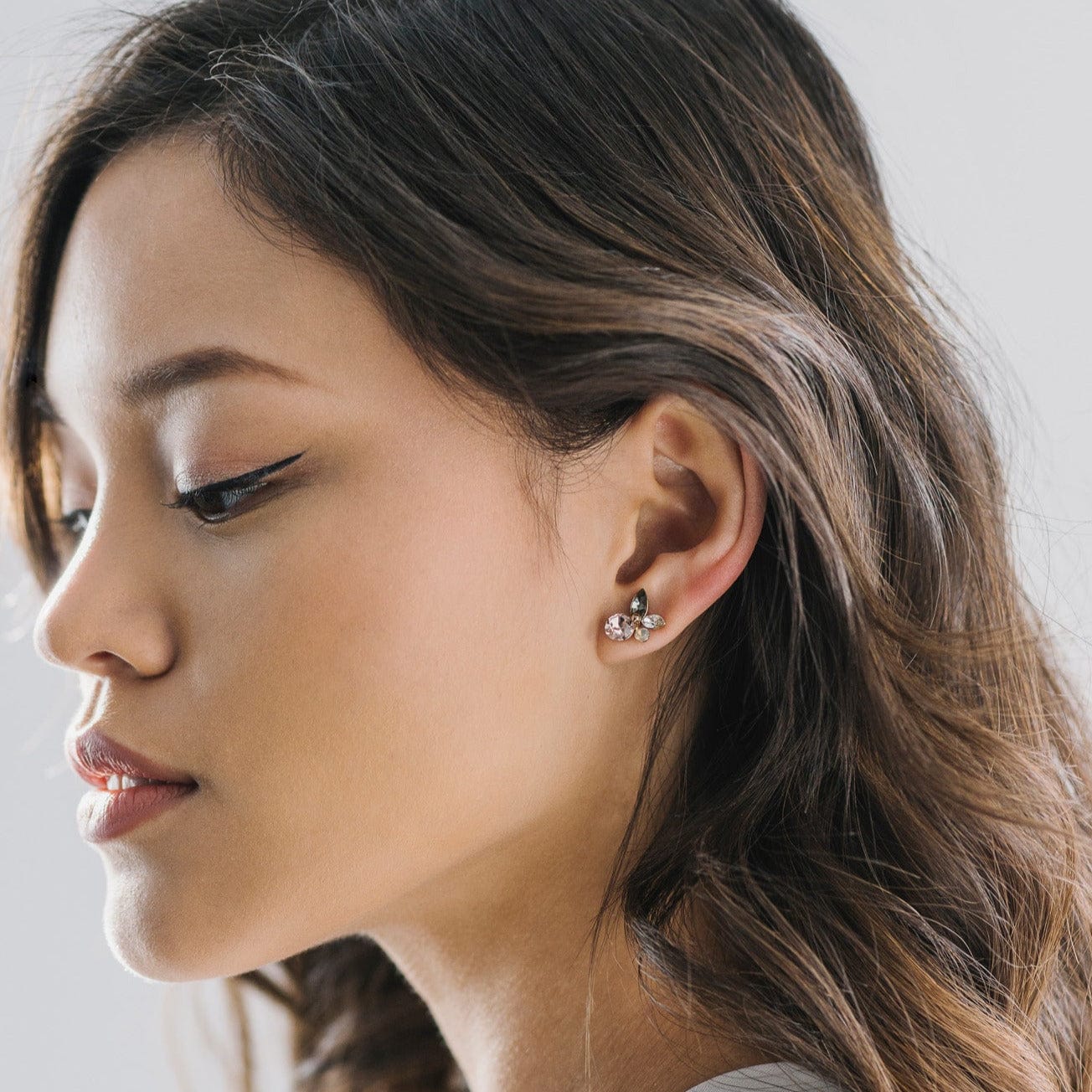 Lover's Tempo Corsage Stud Earrings