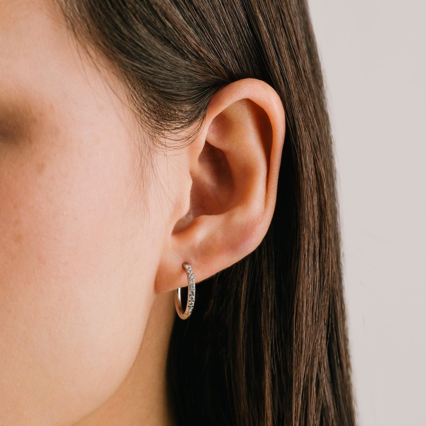 Evie 15mm Hoop Earrings