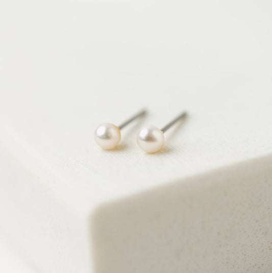 Lover's Tempo Amari Pearl Stud Earrings