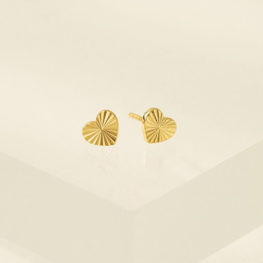 Lover's Tempo Fluted Heart Stud Earrings