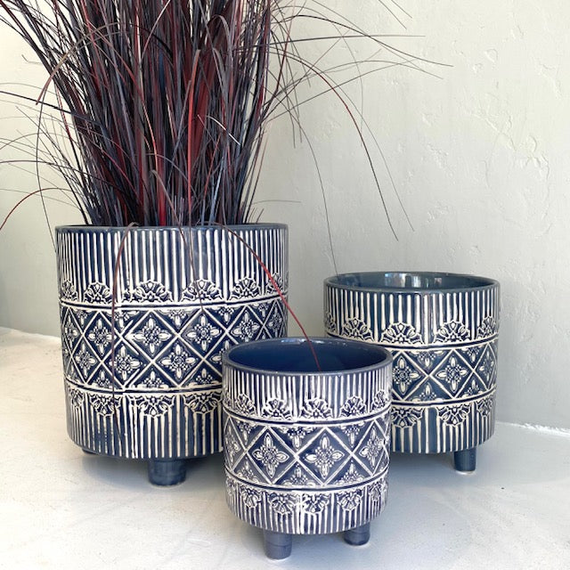 Footed Graphic Band Planter